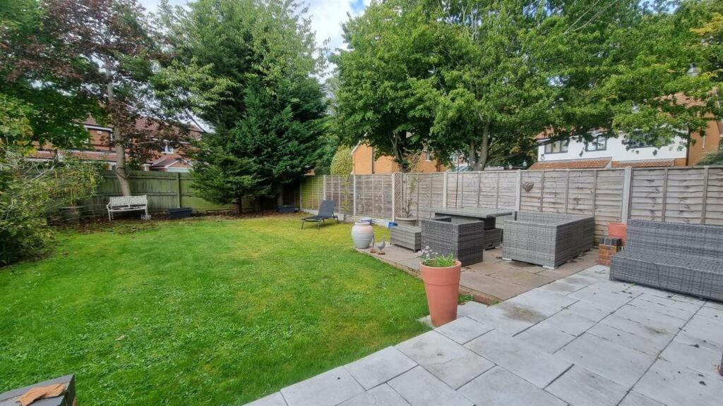 Bluebell House Home In Country Village. Nec/Stratford/Birmingham Solihull Extérieur photo