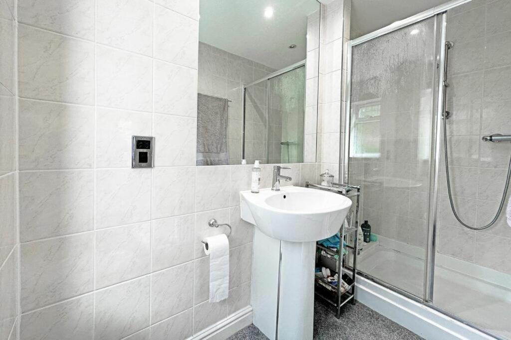 Bluebell House Home In Country Village. Nec/Stratford/Birmingham Solihull Extérieur photo